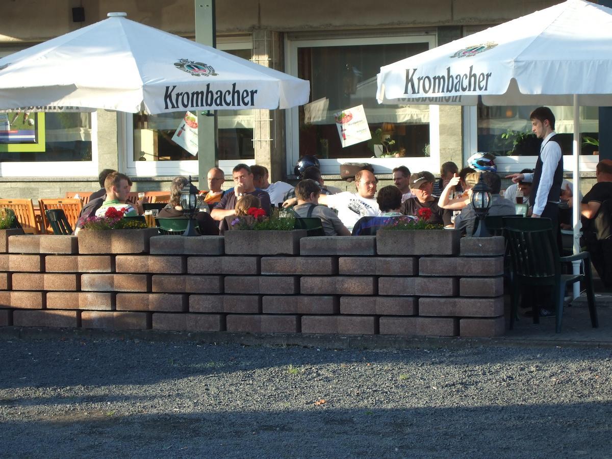 Gasthaus Zur Quelle Bad Marienberg Exteriér fotografie